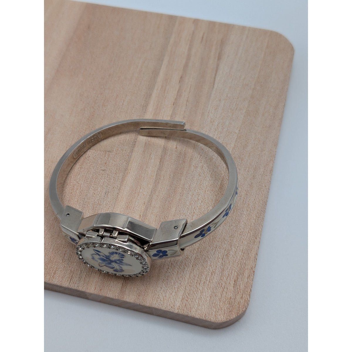 Vintage Andre Mouche Silver Tone Peekaboo Watch White Enamel Blue Flowers w/Box