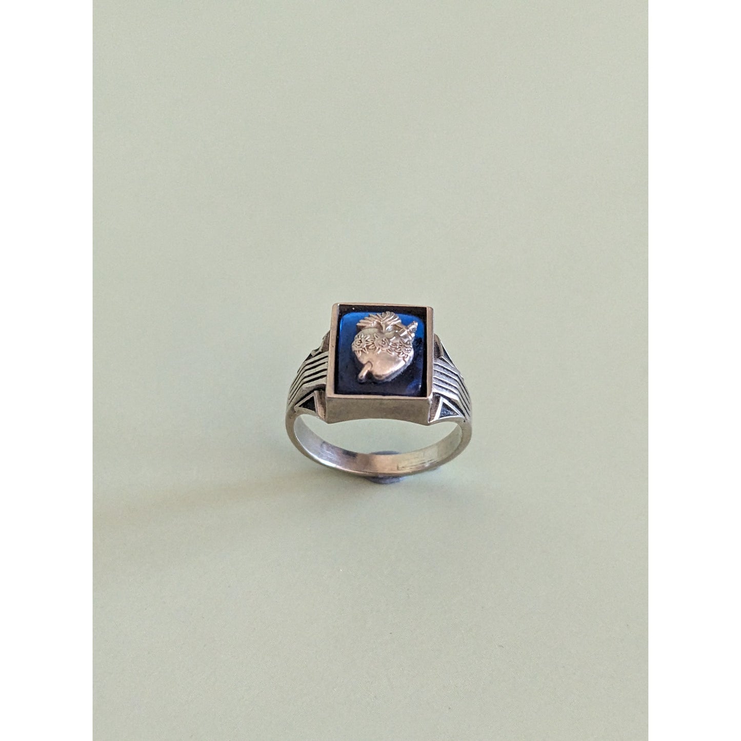 Vintage 10k White Gold Herff Jones Sacred Heart Signet Ring Size 5.75