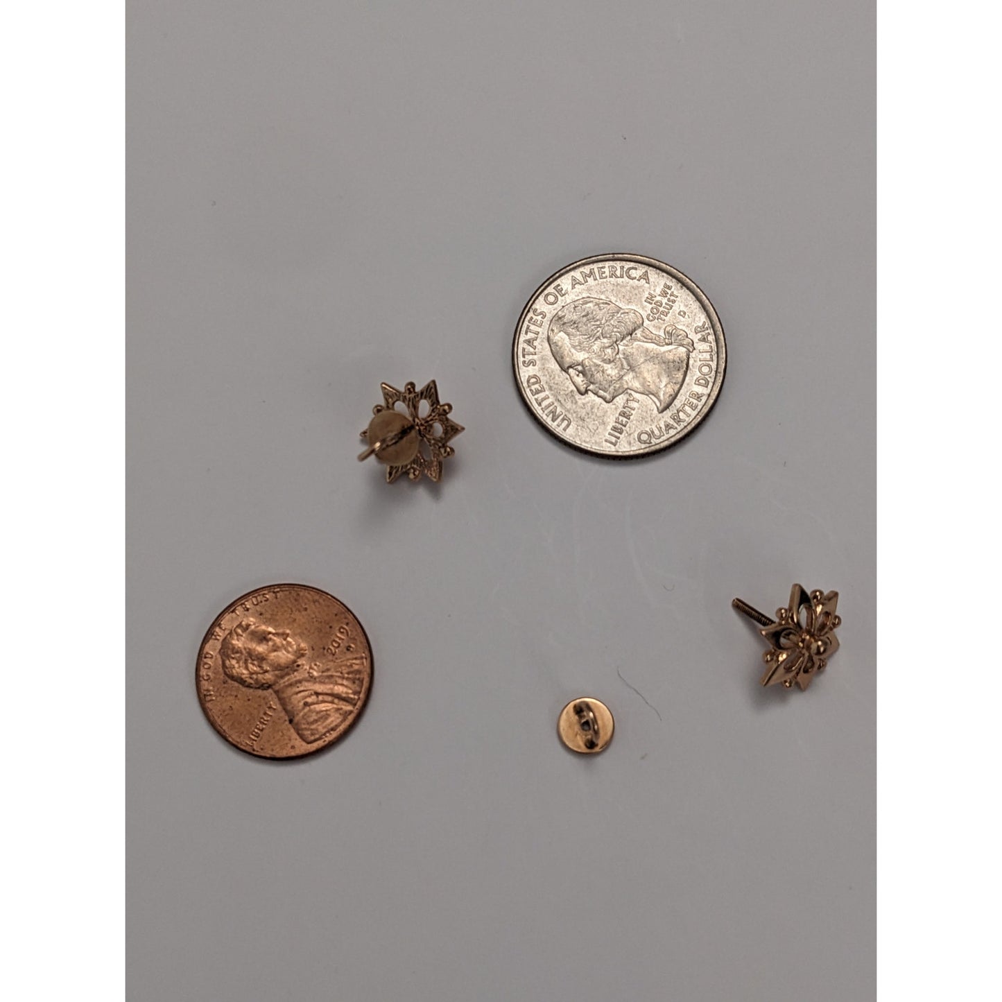 Vintage 14k Rose Gold Flower Shaped Stud Screw Back Earrings