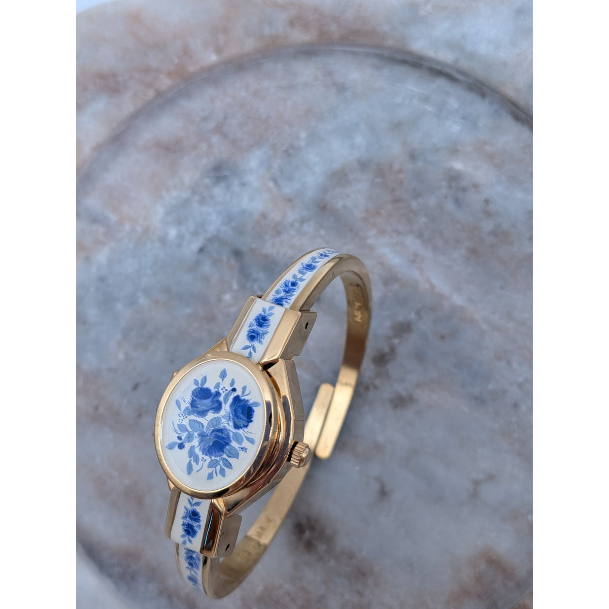 Preowned Andre Mouche Gold Tone Peekaboo Watch White Enamel Blue Flowers