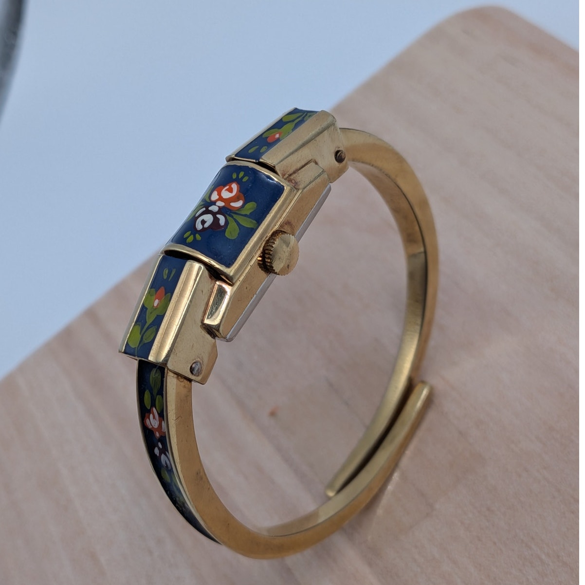 Vintage Ritma Gold Tone Peekaboo Manual Watch Blue Enamel Flowers