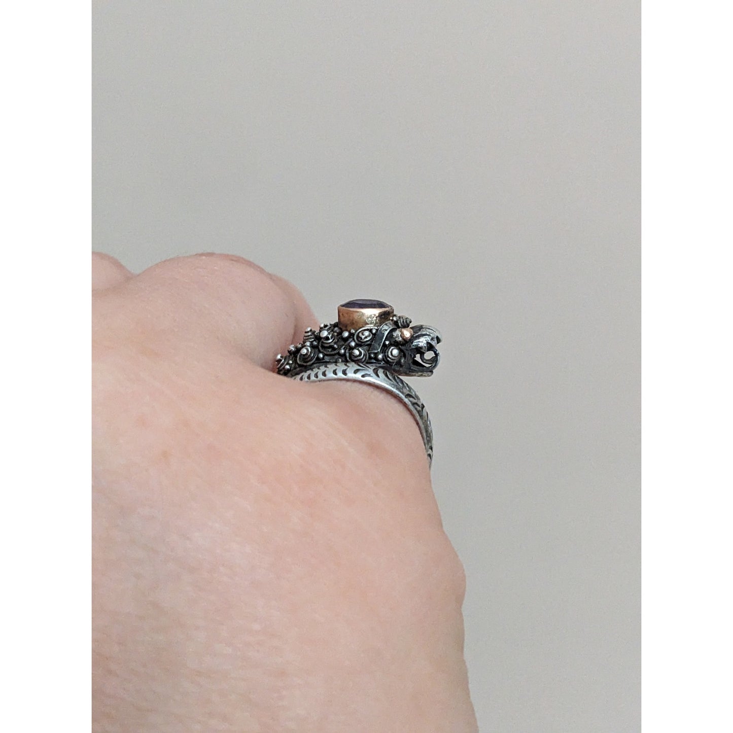 Vintage 925 Sterling Silver and 22k Gold Accent Dragon Amethyst Ring Size 6