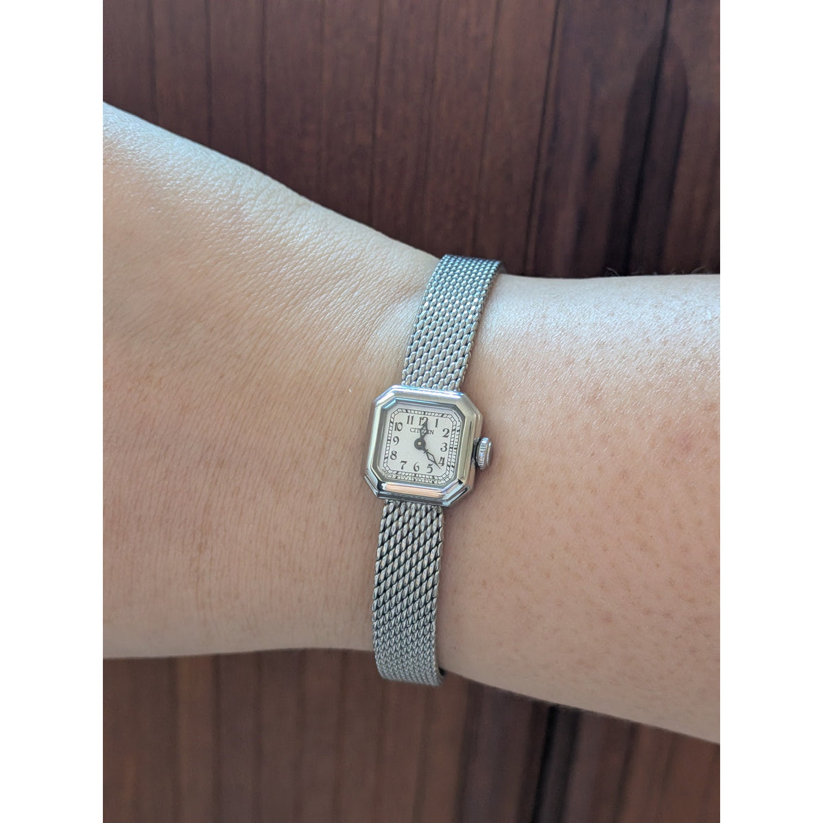 Vintage 1998 Citizen Silver Tone Petite Dainty Square Dial Quartz Watch