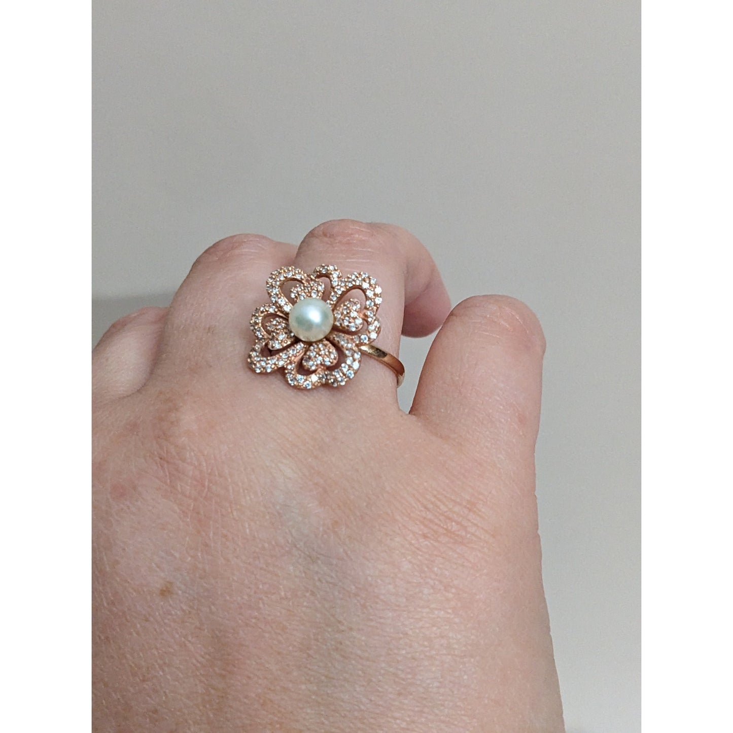 Vintage 14k Rose Gold Faux Pearl White Stone Accent Heart Clover Ring Size 8.25