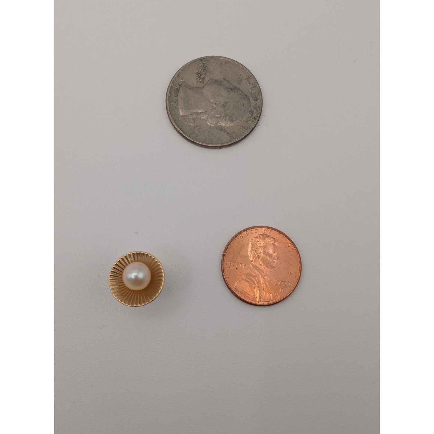Vintage 14k Yellow Gold Pearl Sunburst Pin