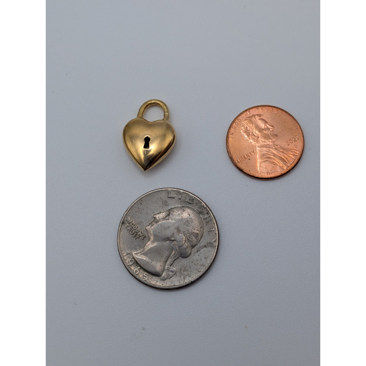 Vintage Unmarked 18k Solid Gold 3D Heart Shaped Padlock Charm