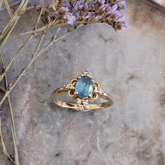 Vintage 14k Yellow Gold Ring with Blue Gem and Diamond Accents 7.75US