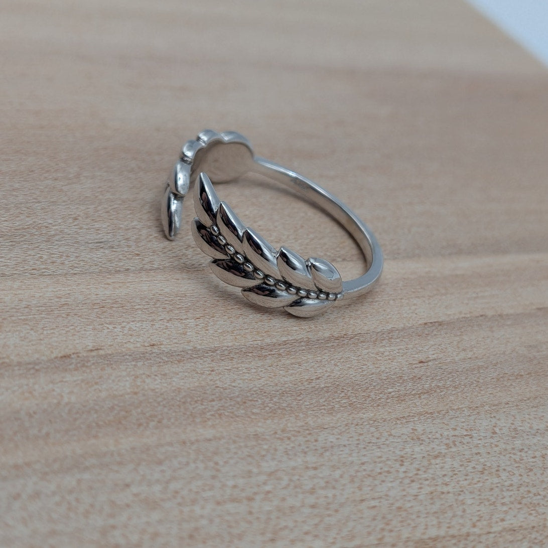 Estate 14k White Gold Wheat Leaf Plant Ring Size 7.5