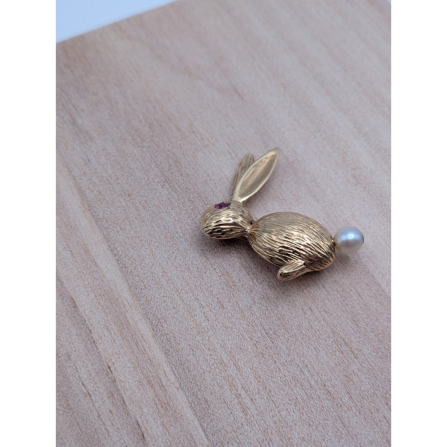 Vintage 14k Yellow Gold Rabbit Brooch with Pink Eye and Pearl