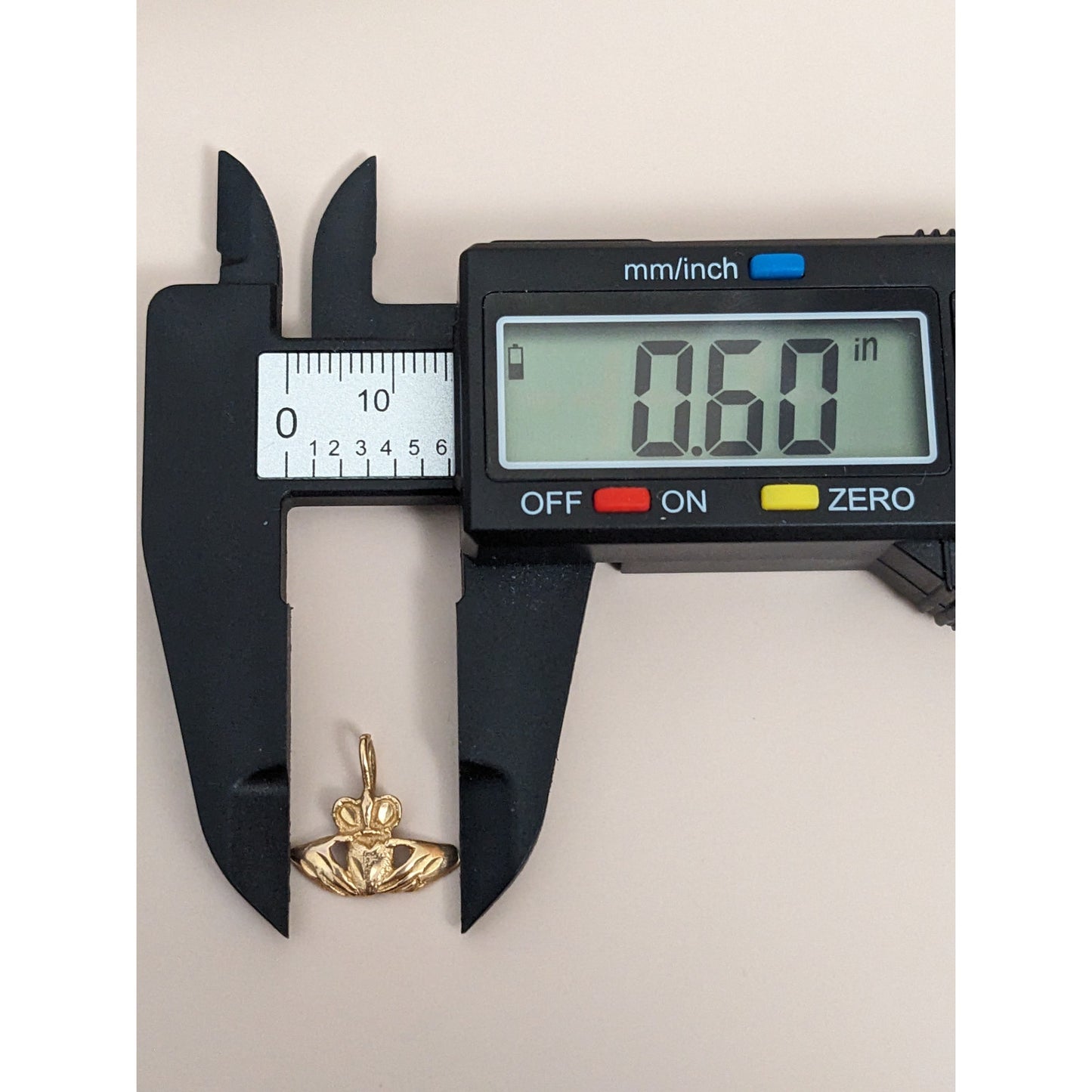 Vintage 14k Yellow Gold Claddagh Crown Heart Pendant