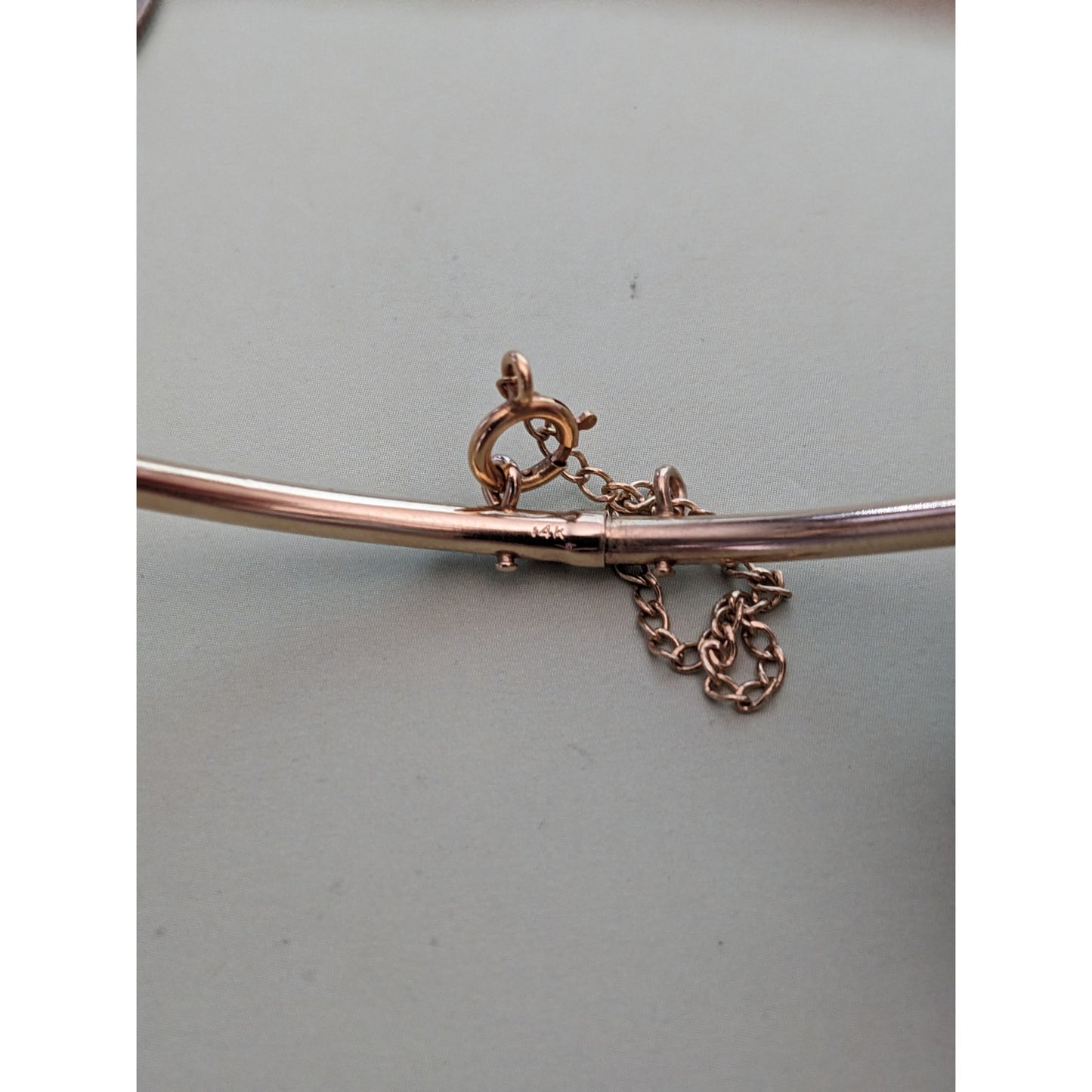 Vintage 14k Yellow Gold Hollow Bangle with Oval Purple Amethyst Bracelet