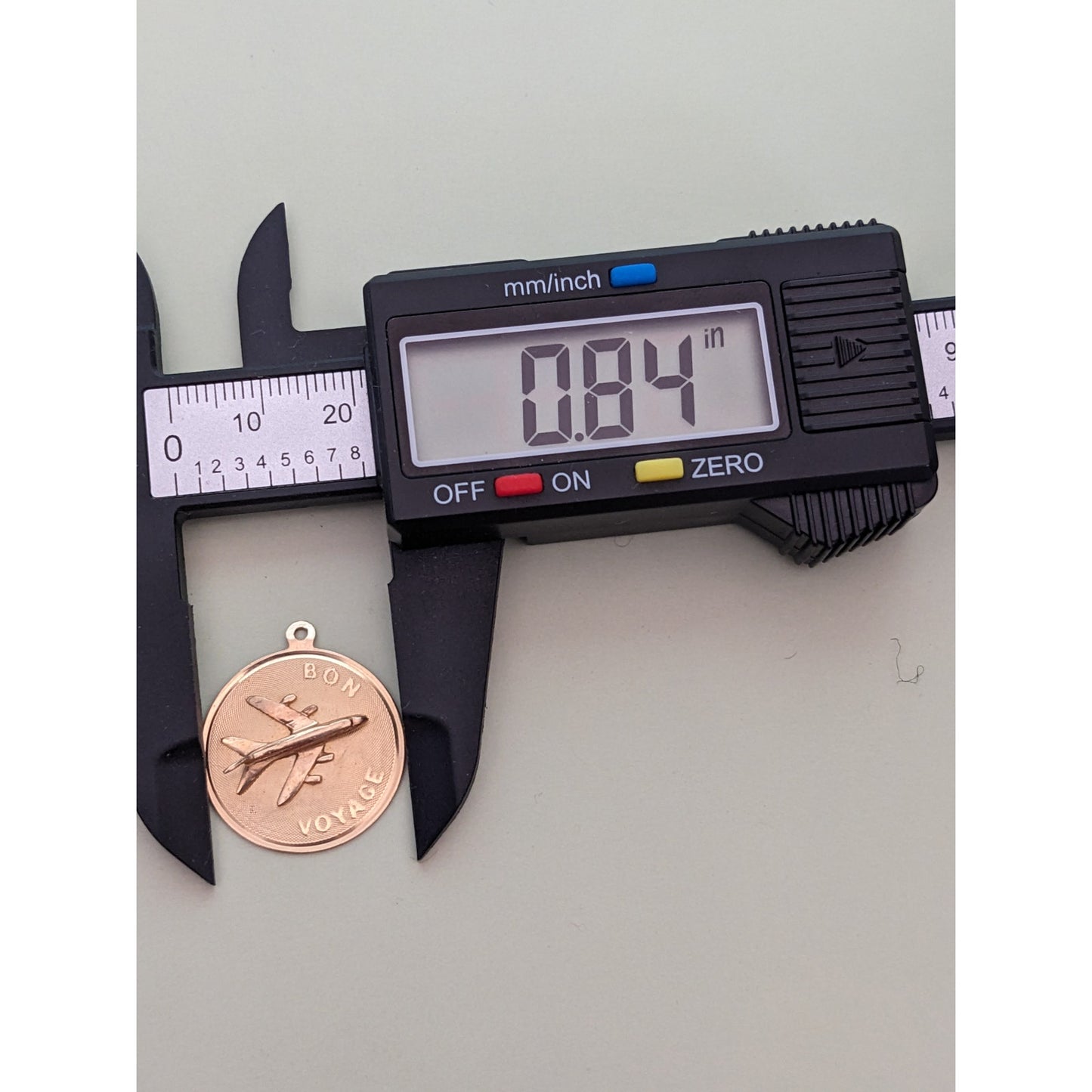 FLAW Vintage 14k MCM Bon Voyage Airplane Circle Pendant