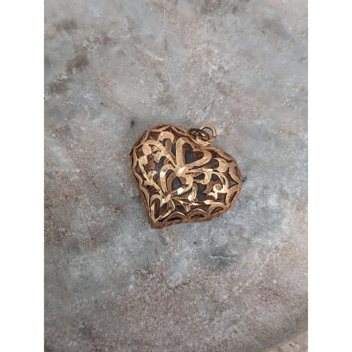 Vintage 14k Yellow Gold Triple Heart Carved Heart Shaped Pendant Charm
