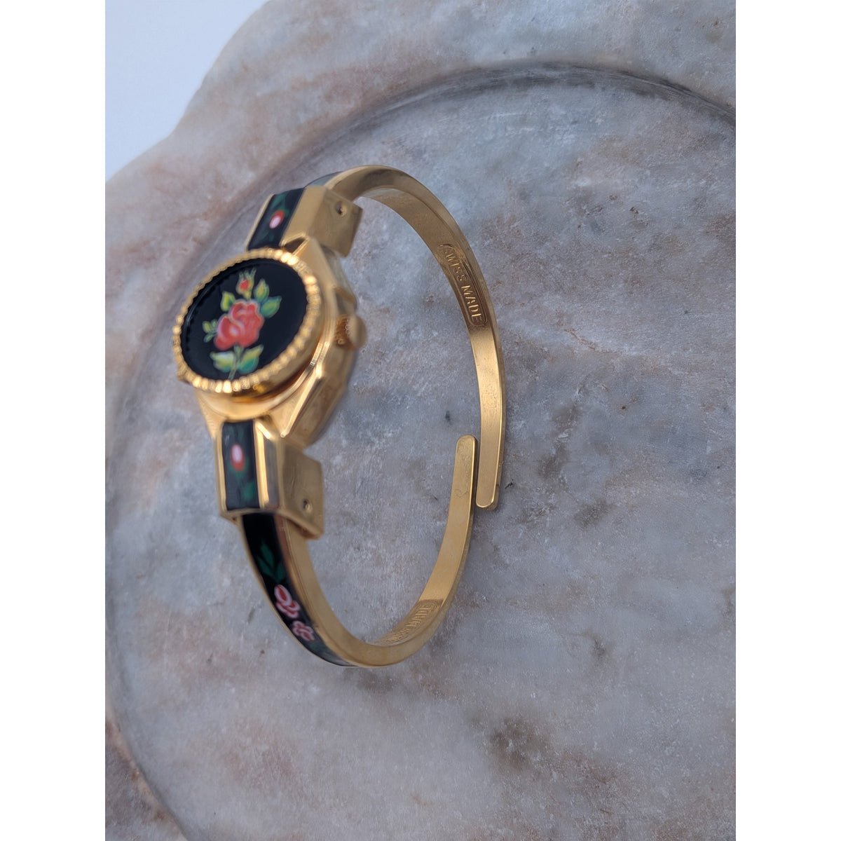 Vintage Itraco Gold Tone Peekaboo Watch Black Enamel Red Florals