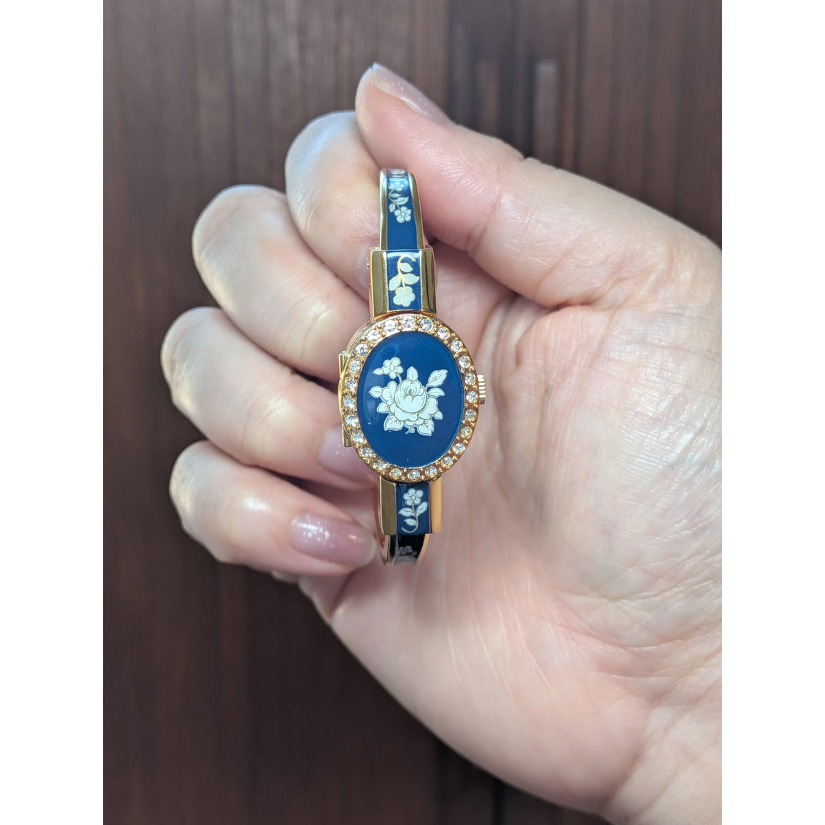 Vintage Andre Mouche Gold Tone Peekaboo Watch Blue Enamel White Flowers & Stones