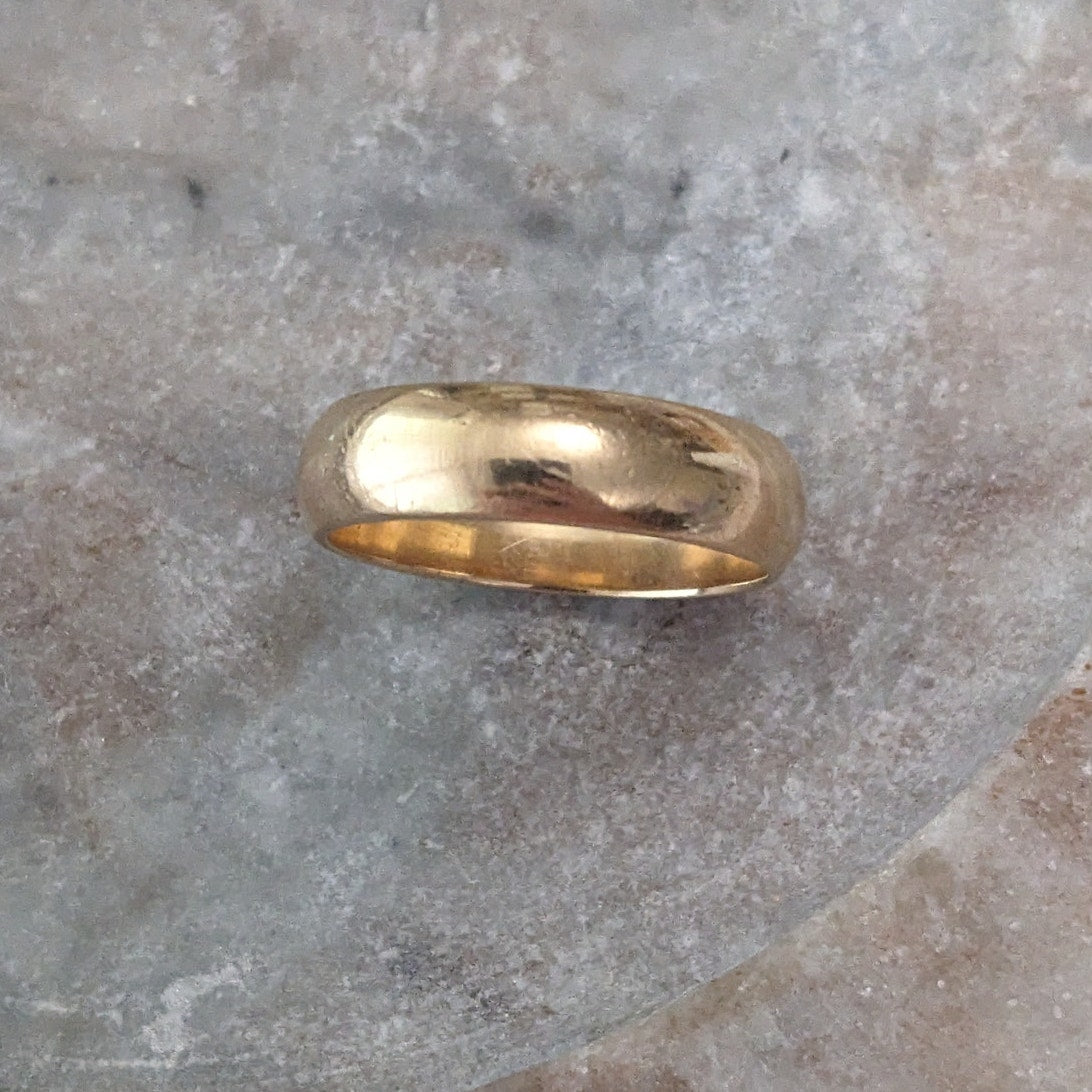 Vintage 14k Yellow Gold Round 6mm Simple Band Ring Size 10.5