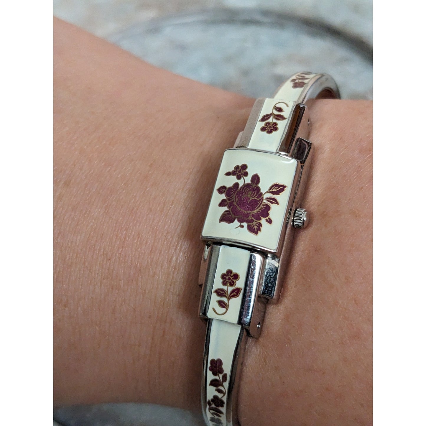 Vintage Andre Mouche Silver Tone Peek a boo Watch Red Floral Enamel Working