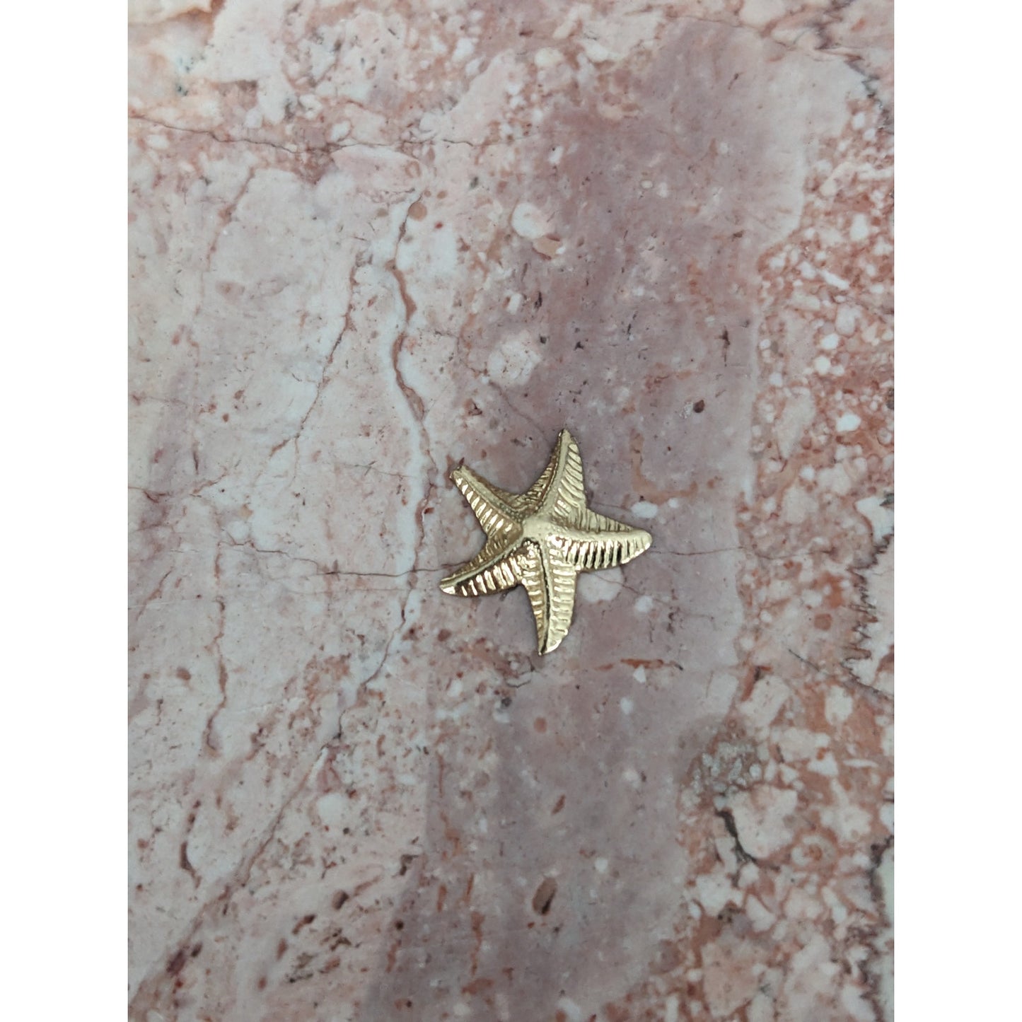 Estate Unmarked 14k Yellow Gold Tiny Dainty Starfish Charm NEEDS BAIL