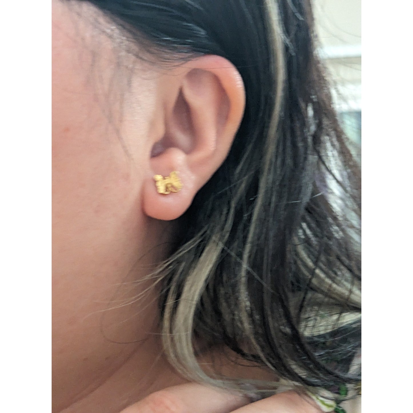 Vintage 14k Unmarked Dainty Tiny Butterfly Earring Studs