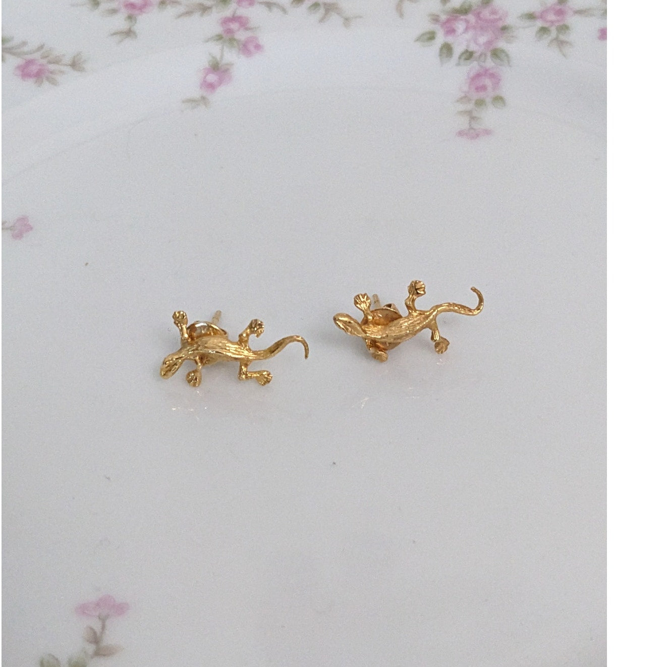 Vintage Unmarked 14k Yellow Gold Lizard Earrings