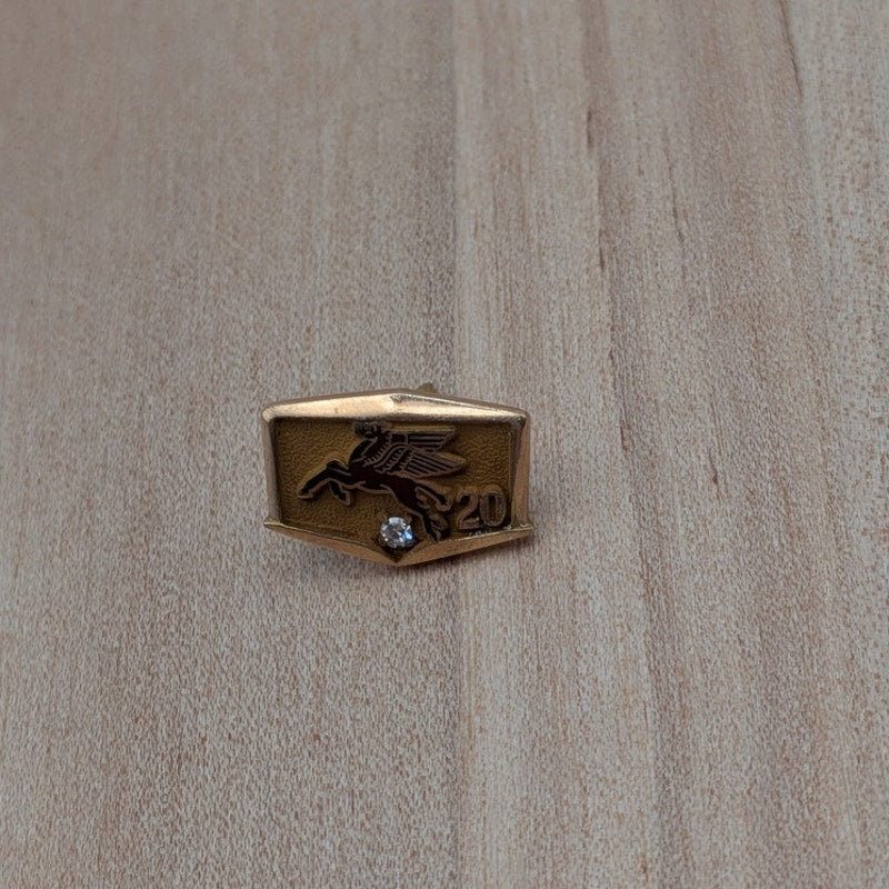 Vintage 10k Yellow Gold Mobil Oil 20 Year Service Pin with Diamond (NO BACK)