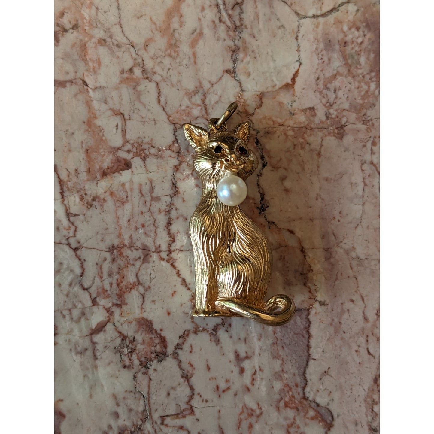 Vintage 14k Yellow Gold Heavy Sitting Cat Red Eyes Faux Pearl Charm Pendant