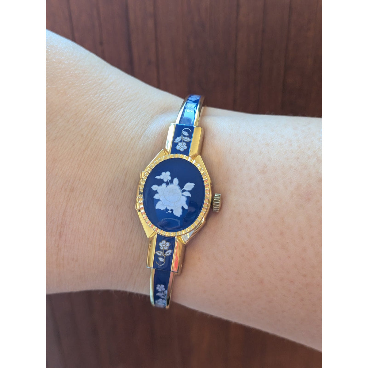 Vintage Andre Mouche Gold Tone Peekaboo Watch Dark Blue Enamel White Flowers